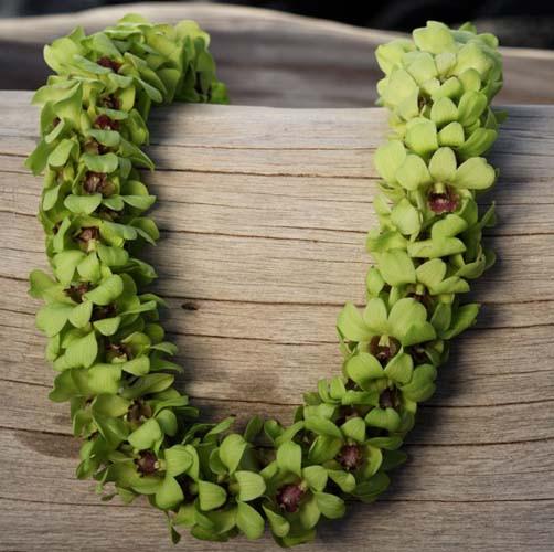 Triple Green Lei (Jade)