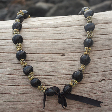 Hawaiian Lei Necklace - Black Kukui Nut Luau - Hawaii Star